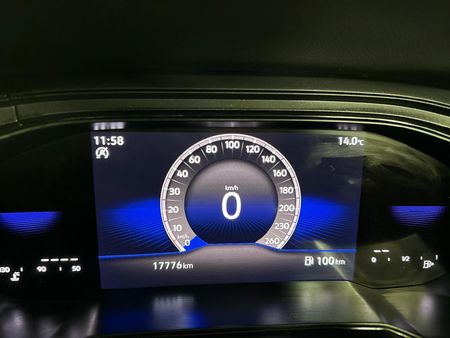 2024-Volkswagen-Polo-10-TSI_2