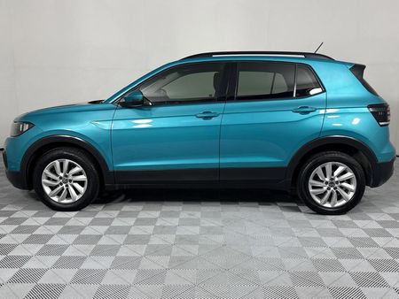 2020-Volkswagen-T-Cross-10-TSI-Comfortline_19