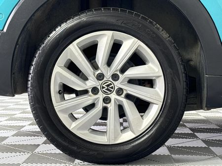 2020-Volkswagen-T-Cross-10-TSI-Comfortline_7