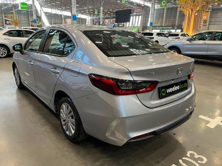 2024-Honda-Ballade-15-comfort-Auto_4