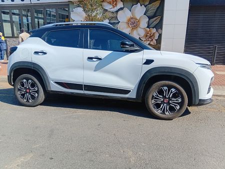2022-Renault-Kiger-10T-Intens-Auto_3