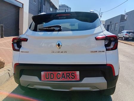 2022-Renault-Kiger-10T-Intens-Auto_4