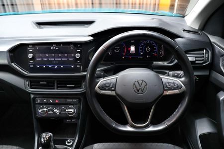 2023-Volkswagen-T-Cross-10-TSI-Comfortline_6