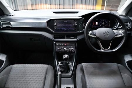 2023-Volkswagen-T-Cross-10-TSI-Comfortline_7