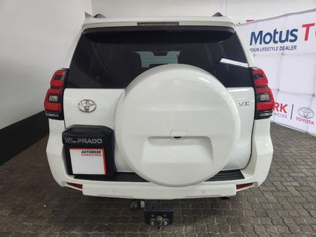 2021-Toyota-Land-Cruiser-Prado-28-GD-VX-Auto_4