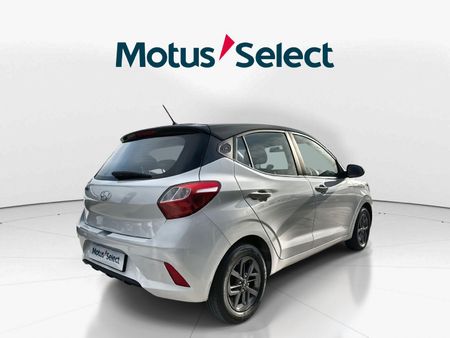 2021-Hyundai-Grand-i10-10-Fluid_6