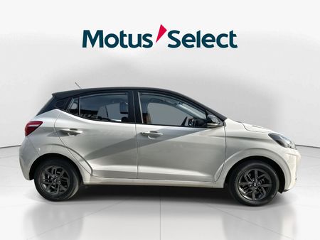 2021-Hyundai-Grand-i10-10-Fluid_7