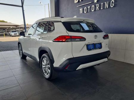 2022-Toyota-Corolla-Cross-18-XS_2