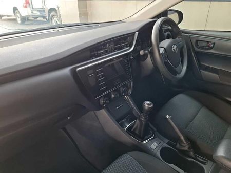 2022-Toyota-Corolla-Quest-18-Plus_12