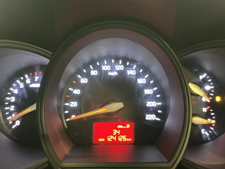 2016-Kia-Rio-12-5-dr_1