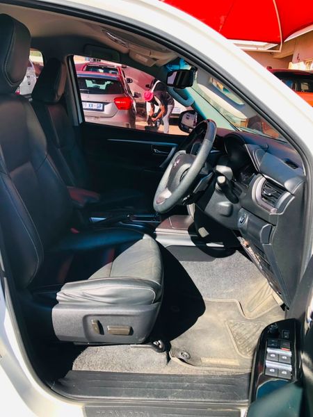 2021-Toyota-Fortuner-28-GD-6-Raised-Body-Auto_7