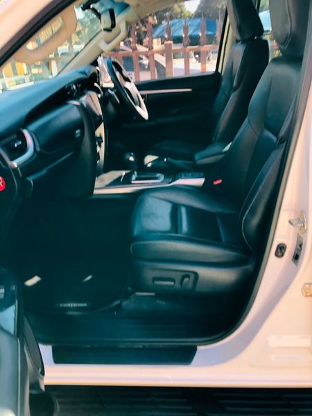 2021-Toyota-Fortuner-28-GD-6-Raised-Body-Auto_8