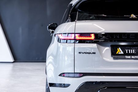 2022-Land-Rover-Range-Rover-Evoque-20D-SE-R-Dynamic-D200-147kW_14
