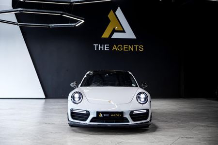 2017-Porsche-911-Turbo-S-Auto_1
