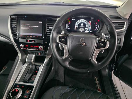 2023-Mitsubishi-Pajero-Sport-24D-4x4-Exceed-Auto_13
