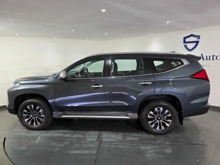 2023-Mitsubishi-Pajero-Sport-24D-4x4-Exceed-Auto_4
