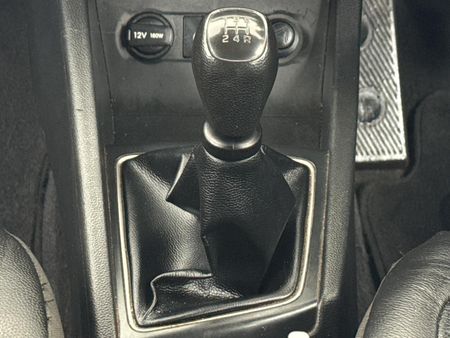 2017-Hyundai-i20-12-Motion_10
