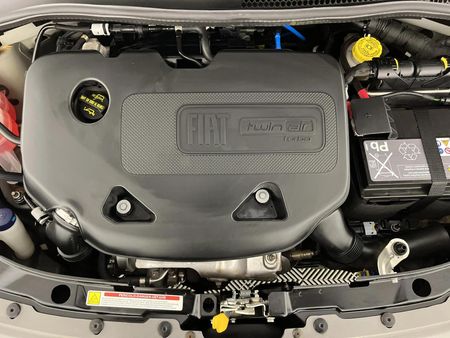 2023-Fiat-500-900T-Dolcevita-Auto_7