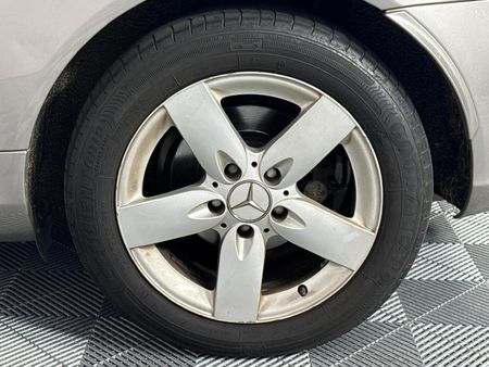 2007-Mercedes-Benz-SLK-200-Kompressor_4
