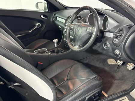 2007-Mercedes-Benz-SLK-200-Kompressor_7