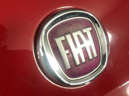 2014-Fiat-500-12_9