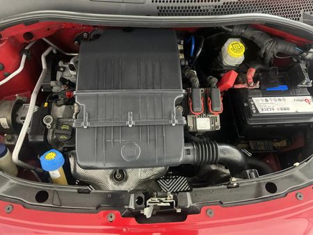 2014-Fiat-500-12_10