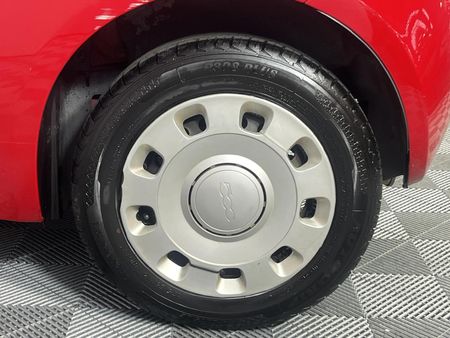 2014-Fiat-500-12_4
