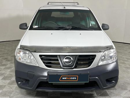 2019-Nissan-NP200-15-dCi-Safety-Pack_9