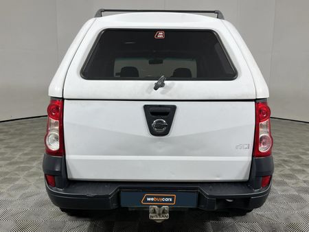 2019-Nissan-NP200-15-dCi-Safety-Pack_12