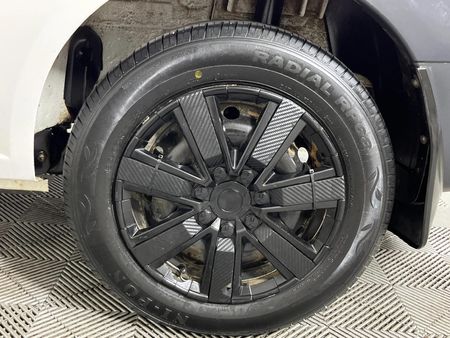 2019-Nissan-NP200-15-dCi-Safety-Pack_4