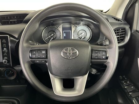 2024-Toyota-Hilux-24-GD-6-Raised-Body-Raider-Double-Cab_11