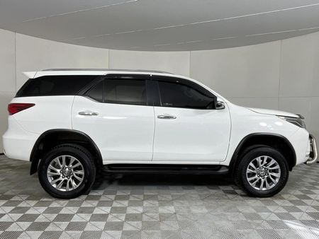 2021-Toyota-Fortuner-28-GD-6-4x4-VX-Auto_17