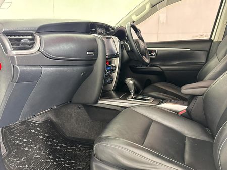 2021-Toyota-Fortuner-28-GD-6-4x4-VX-Auto_8