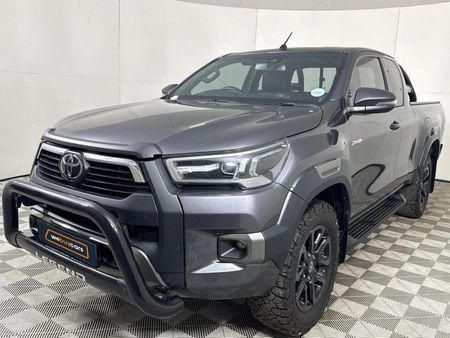 2024-Toyota-Hilux-28-GD-6-Raised-Body-Legend-4x4-Auto-Extended-Cab_0