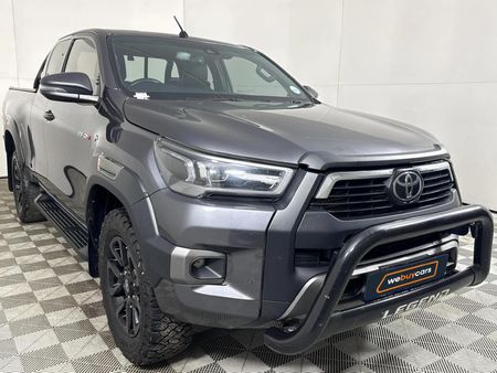 2024-Toyota-Hilux-28-GD-6-Raised-Body-Legend-4x4-Auto-Extended-Cab_12