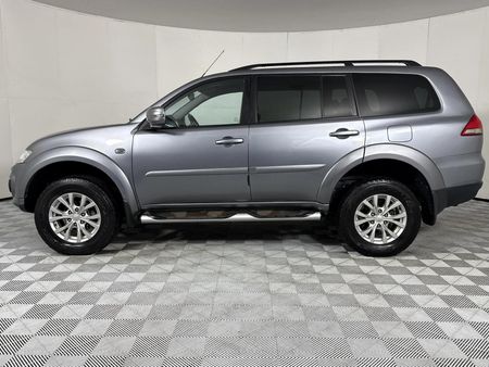 2016-Mitsubishi-Pajero-Sport-25D-4x4-Auto_18
