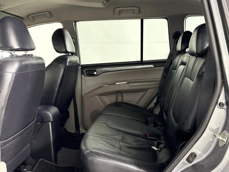 2016-Mitsubishi-Pajero-Sport-25D-4x4-Auto_3