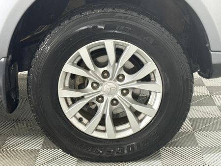 2016-Mitsubishi-Pajero-Sport-25D-4x4-Auto_4