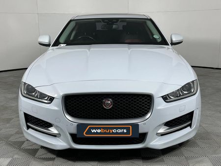 2016-Jaguar-XE-20D-R-Sport-Auto_17
