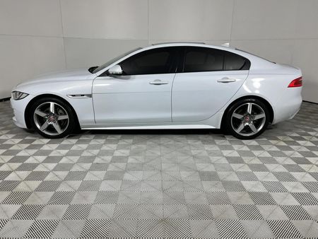2016-Jaguar-XE-20D-R-Sport-Auto_21