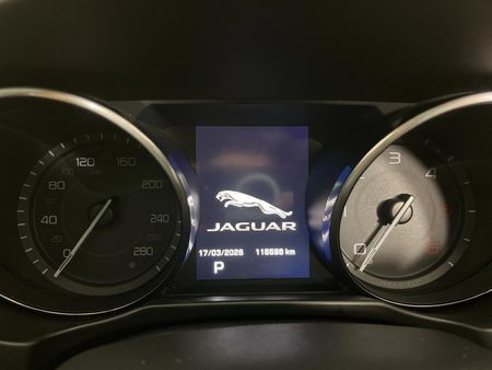 2016-Jaguar-XE-20D-R-Sport-Auto_2