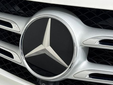 2016-Mercedes-Benz-GLE-350d-4Matic_11
