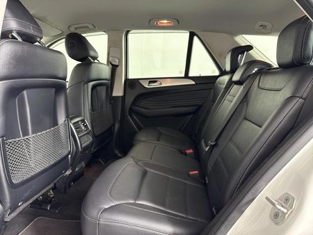 2016-Mercedes-Benz-GLE-350d-4Matic_3