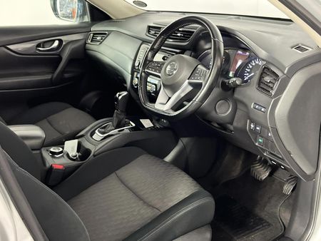 2022-Nissan-X-Trail-25-Acenta-4x4-Auto_9