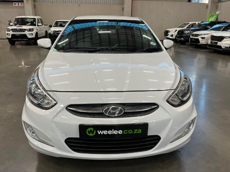 2018-Hyundai-Accent-16-GLS-Fluid_7