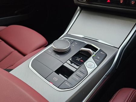 2025-BMW-3-Series-320d-M-Sport-Auto_10