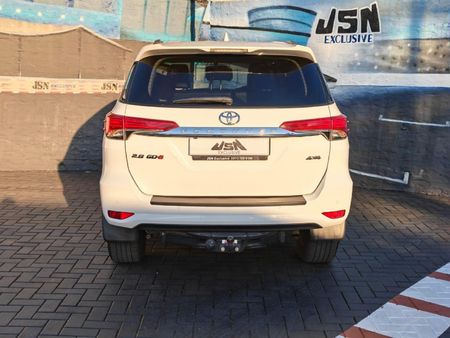 2021-Toyota-Fortuner-28-GD-6-4x4-Auto_5