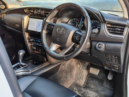 2021-Toyota-Fortuner-28-GD-6-4x4-Auto_6