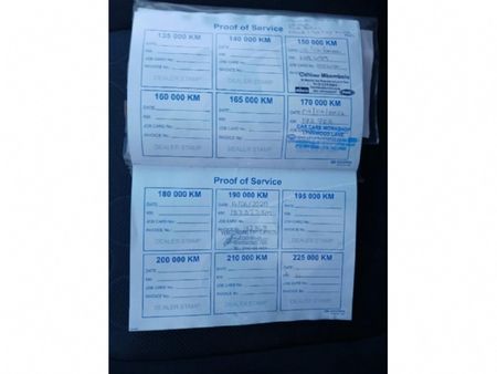 2010-Hyundai-i20-16_6