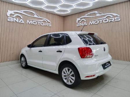 2022-Volkswagen-Polo-Vivo-14-Trendline-5-dr_7